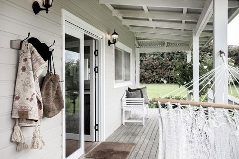 Milton Woodstock Homestead Luxury Retreat With NEW 11M POOL Just Minutes From The Beach - Sunshine Coast Tourism 3