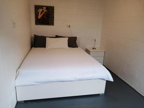 Minjerribah Accommodation Standalone Unit - Sunshine Coast Tourism 3