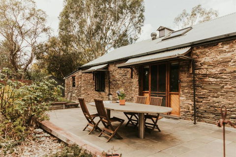 Mintaro Cottage - Holiday Sunshine Coast 3