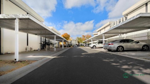 Modern 2-Bedroom Townhouse Near DFO & RMIT - Sunshine Coast Tourism 2