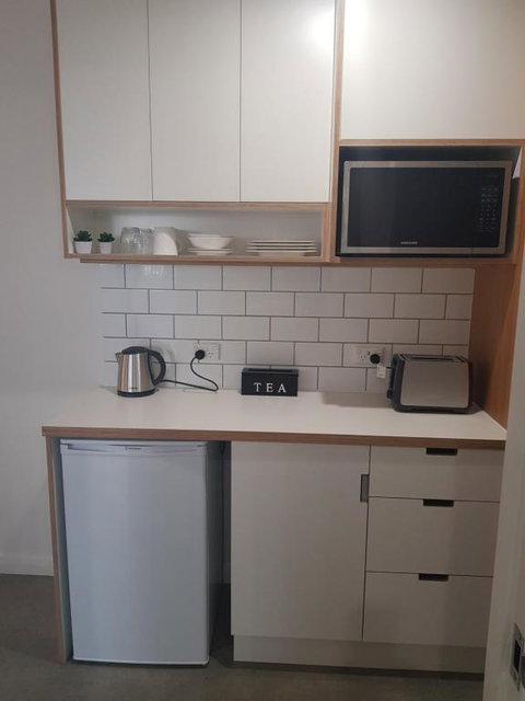 Modern, Private And Close To Town. - Holiday Sunshine Coast 1