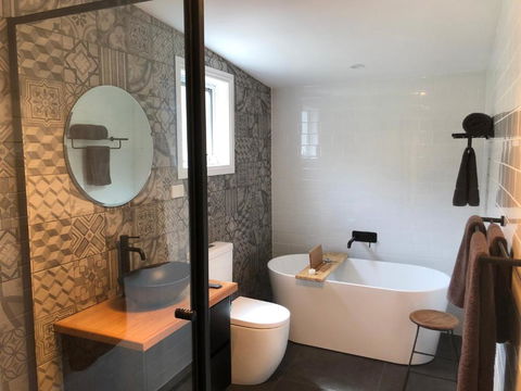 Mole Creek Hideaway - Sunshine Coast Tourism 1