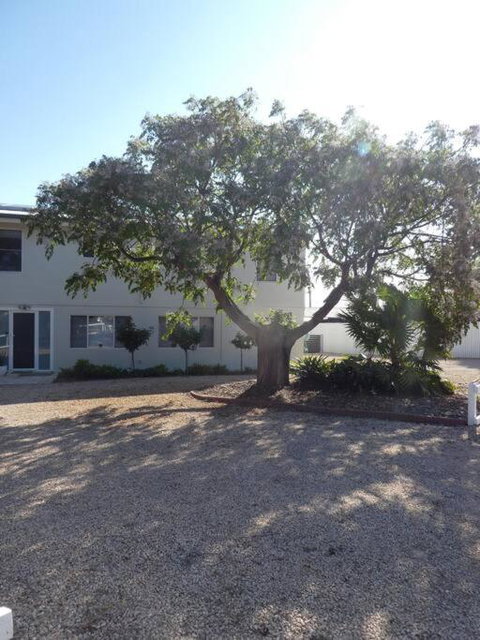 Moonta Bay Stylish Large Home 3 Min Walk From Beach And Jetty - Sunshine Coast Tourism 0