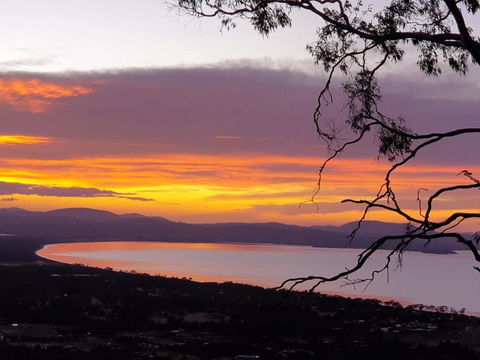Mount Rumney Escapes Seaview House 2 - Eagle House - Sunshine Coast Tourism 1