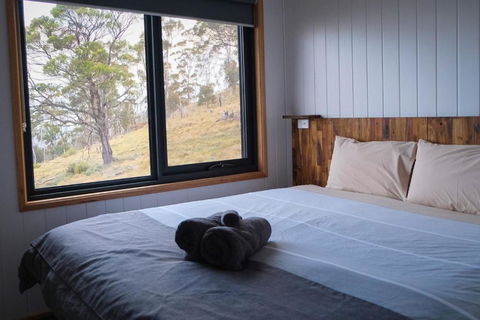 Mount Rumney Escapes - 3 Seaview Wombat House - Sunshine Coast Tourism 3