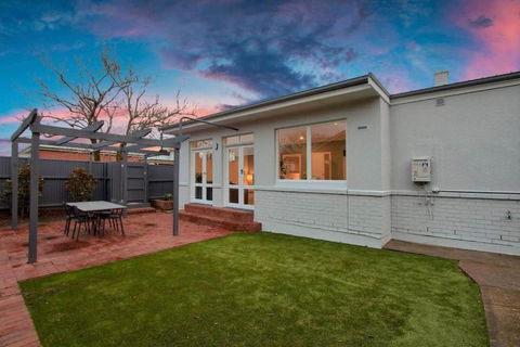 Morris Cottage Cumberland Park - Sunshine Coast Tourism 0