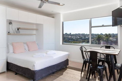 Mosman Bay Magic - Harbourview Studio With Rooftop - Holiday Sunshine Coast 2