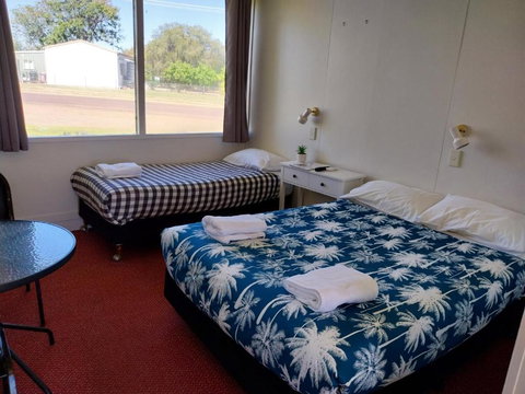 Motel Blackall - Sunshine Coast Tourism 3