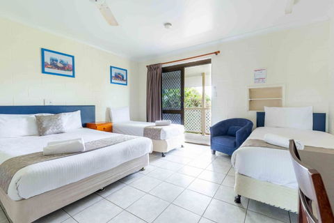 Motel Ingham - Sunshine Coast Tourism 1