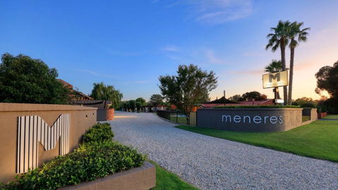 Motel Meneres - Sunshine Coast Tourism 0
