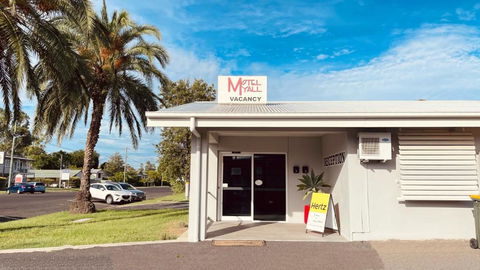 Motel Myall - Sunshine Coast Tourism 3