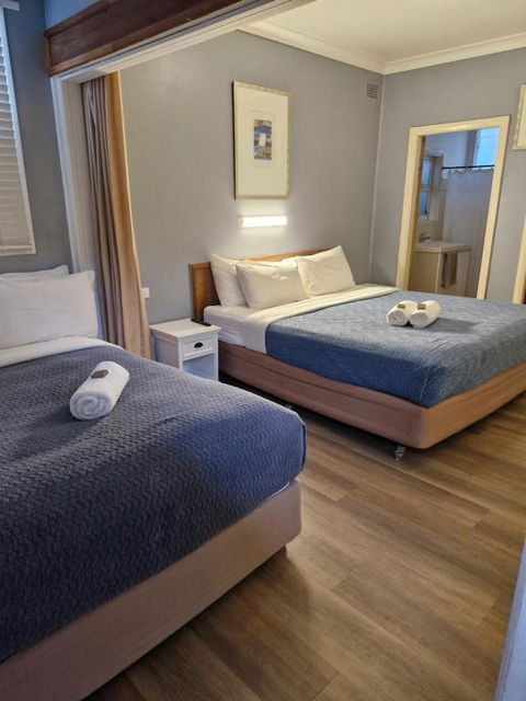 Mount View Motel - Sunshine Coast Tourism 3