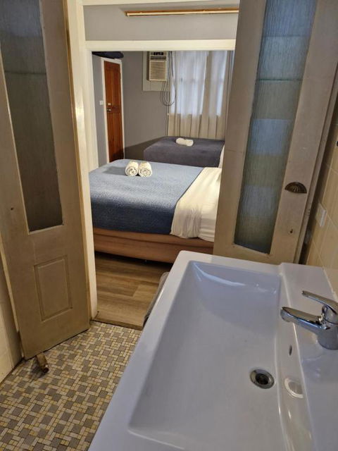 Mount View Motel - Sunshine Coast Tourism 2