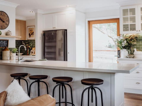 Mountview Alpaca Farmhouse - Holiday Sunshine Coast 1
