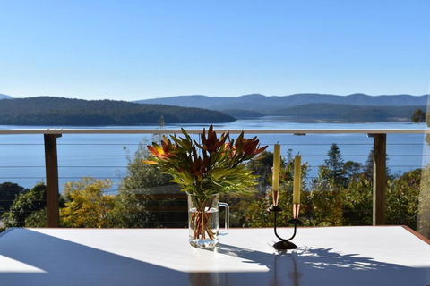 Muggins Rustic Paradise - Sunshine Coast Tourism 0