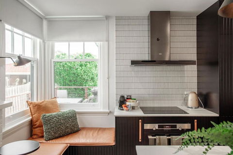 Mulgrave Street Cottage- Renovated Comfort - Holiday Sunshine Coast 3