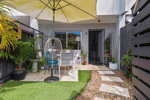 Mullum Haven 4 - Heart Of Mullumbimby-Sleeps 4 - Holiday Sunshine Coast 3