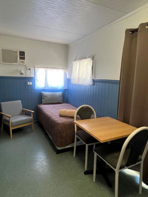 Narrabri Motel And Caravan Park - Holiday Sunshine Coast 2
