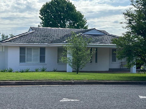 Narrandera Retreat - Sunshine Coast Tourism 0
