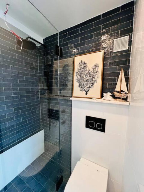 Nautical Living In Manly - Holiday Sunshine Coast 3