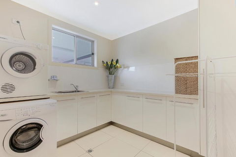 Nautilus - Sunshine Coast Tourism 3