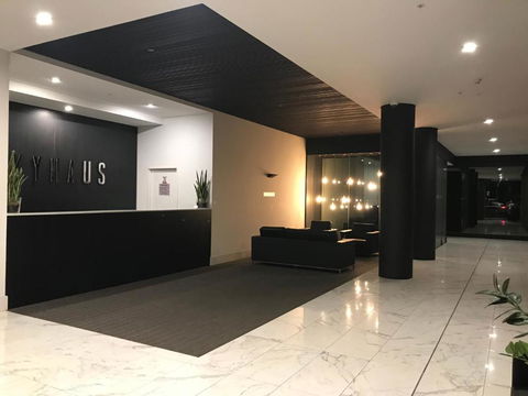New Luxurious Skyview 2Bedroom Apartment Liverpool - Sunshine Coast Tourism 0