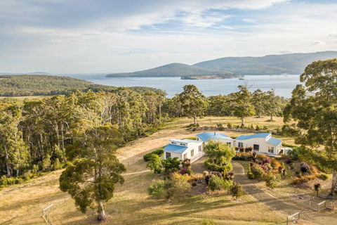 Newhaven - Sunshine Coast Tourism 1