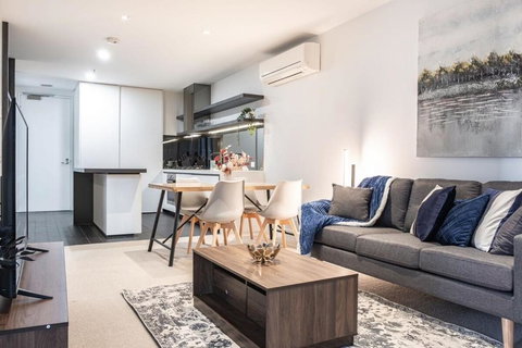 Next To Marvel Stadium 2br Free Parking - Holiday Sunshine Coast 1