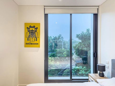 Next To Station Family & Friend Free Parking - Sunshine Coast Tourism 2