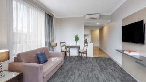 Oaks Sydney North Ryde Suites - Sunshine Coast Tourism 2