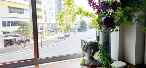 NYC Loft Brisbane, Free Parking! - Sunshine Coast Tourism 1