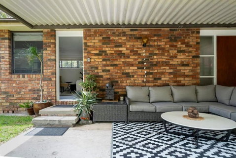 Oak Retreat Bliss By The Beach - Sunshine Coast Tourism 0
