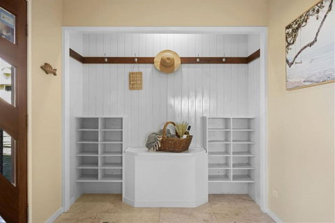 Ocean Breeze At Rainbow Beach - Holiday Sunshine Coast 3