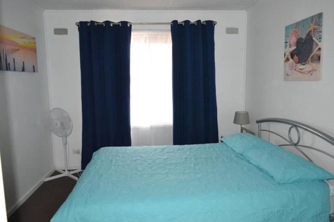 Ocean Breeze - Holiday Sunshine Coast 3