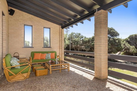 Ocean Close - Spacious Beach House - Sunshine Coast Tourism 2