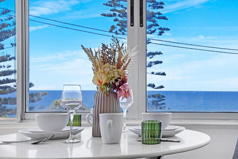 Ocean View 1 Bedroom Private Apartment Next To Maroubra Beach - Sunshine Coast Tourism 2