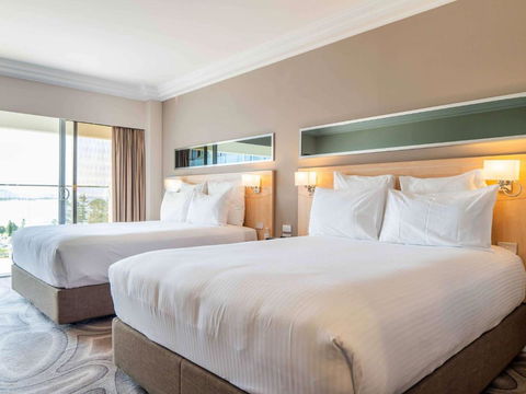 Novotel Wollongong Northbeach - Sunshine Coast Tourism 2
