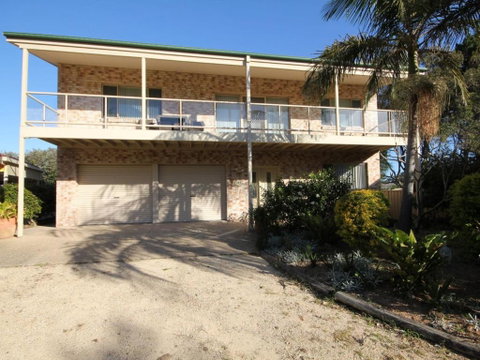 Pacific Breeze - Holiday Sunshine Coast 0