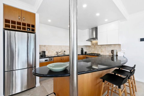 Ocean Viewpoint - Holiday Sunshine Coast 1