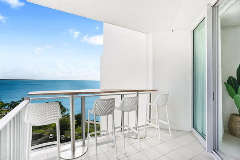 Ocean Views At Mantra Trilogy - Holiday Sunshine Coast 0