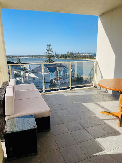 Ocean Views, Sundrift, Unit 18 - Holiday Sunshine Coast 1