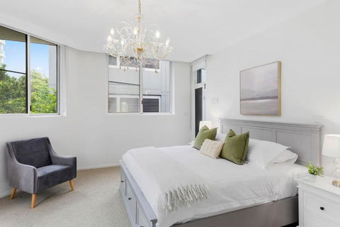 Ocean Vista Escape - A Lofty Beachfront Penthouse - Sunshine Coast Tourism 3