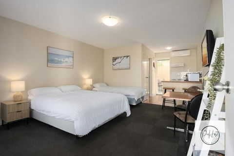 Oceanfront Oasis - Sunshine Coast Tourism 0