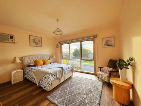 Oceanview 4B2B Two-story House With Big Balcony! - Sunshine Coast Tourism 1