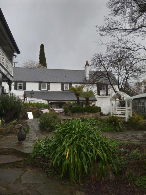 Old Colony Inn - Sunshine Coast Tourism 0