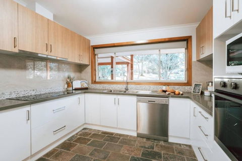Olinda Rise Retreat House Fire Bathtub And Brekky - Sunshine Coast Tourism 3
