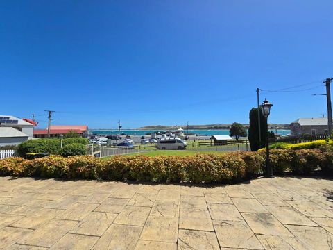 On The Terrace Stanley - Sunshine Coast Tourism 2
