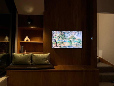 One Cedarwood - Petite Challet Falls Creek - Holiday Sunshine Coast 3