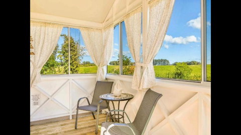 Orange Blossom- Comboyne Mountain Cottages - Sunshine Coast Tourism 2