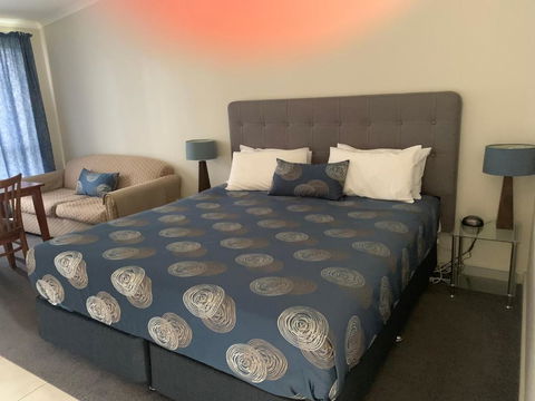 Orbost Country Man Motor Inn - Sunshine Coast Tourism 1